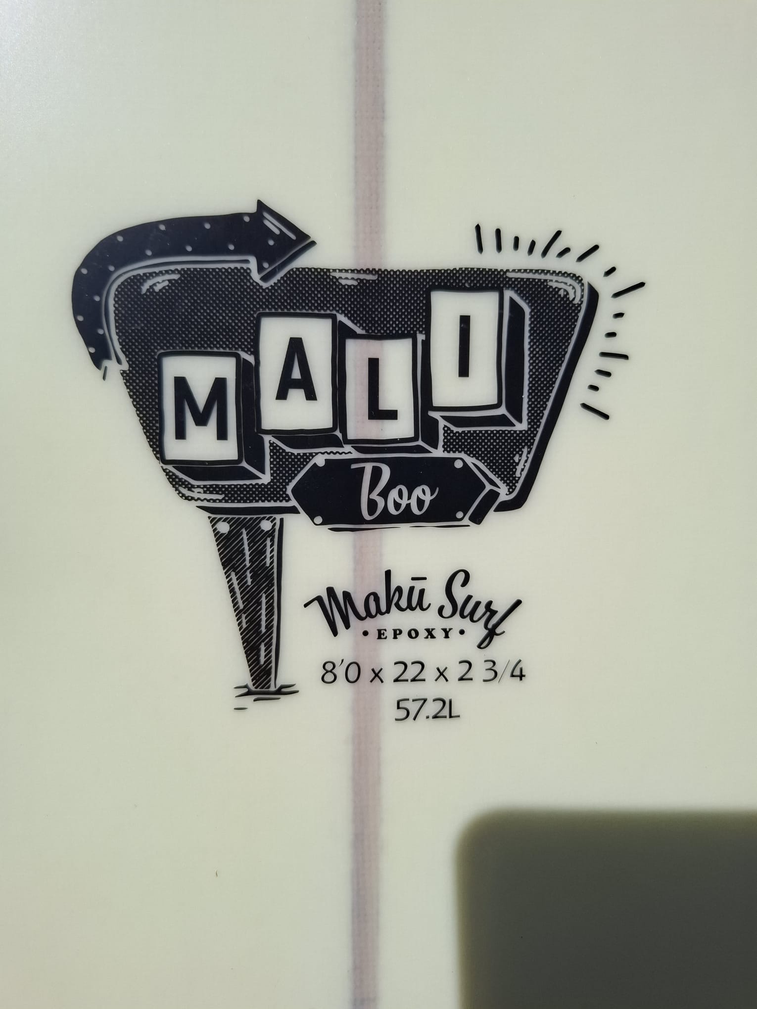 Mesures de la planche Maku Boo 8 pieds et 57,2 litres